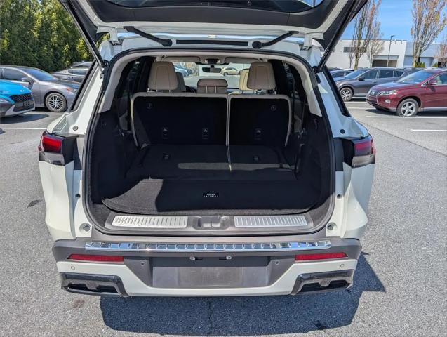 2023 INFINITI QX60 LUXE AWD