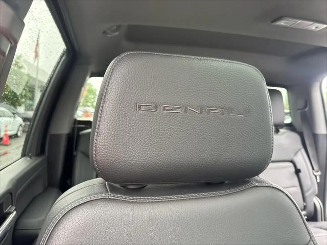 2023 GMC Sierra 2500HD 4WD Crew Cab Standard Bed Denali