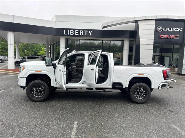 2023 GMC Sierra 2500HD 4WD Crew Cab Standard Bed Denali