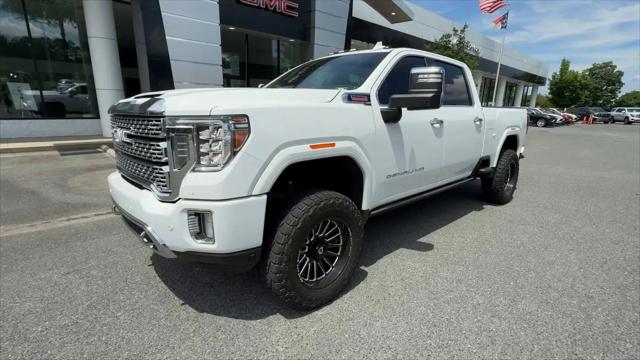 2023 GMC Sierra 2500HD 4WD Crew Cab Standard Bed Denali