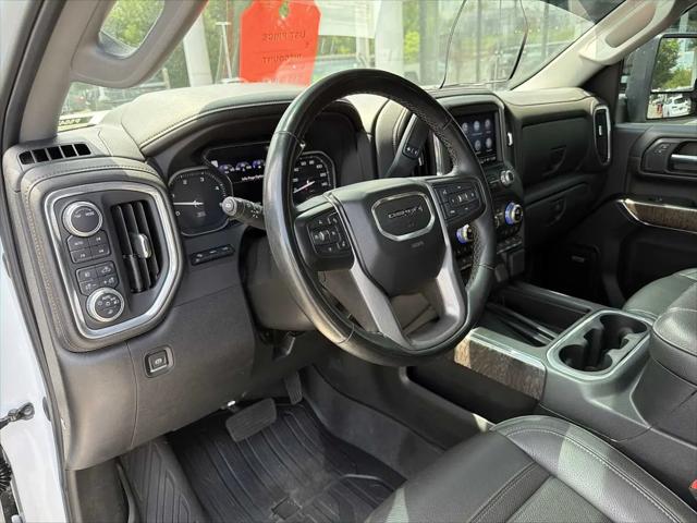 2023 GMC Sierra 2500HD 4WD Crew Cab Standard Bed Denali