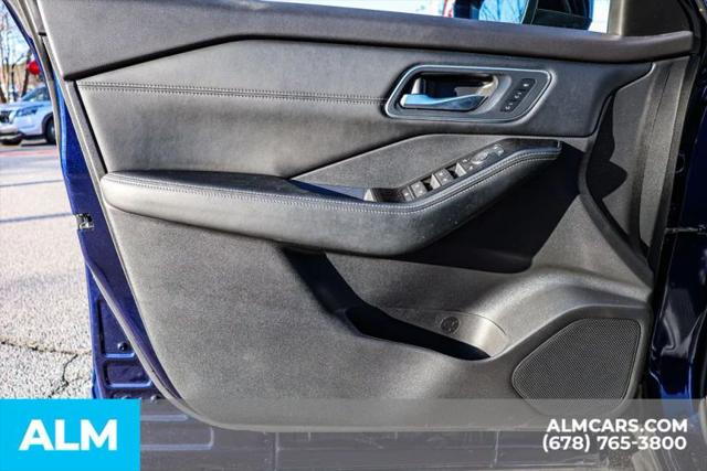 2025 Nissan Rogue Platinum FWD