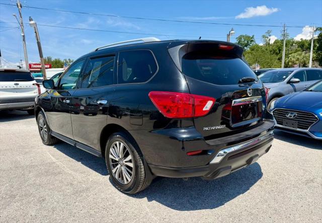 2017 Nissan Pathfinder S
