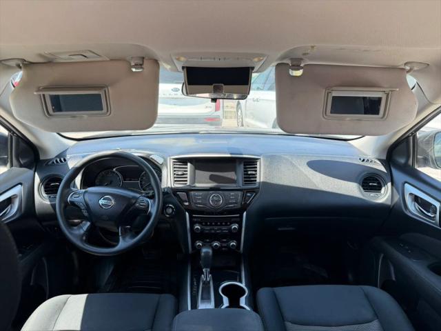 2017 Nissan Pathfinder S