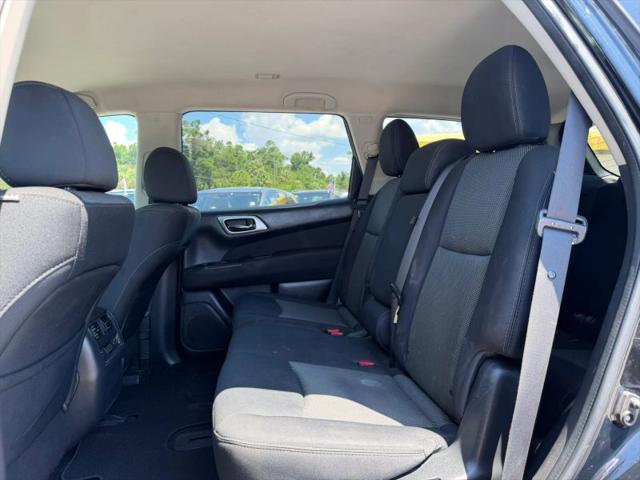 2017 Nissan Pathfinder S