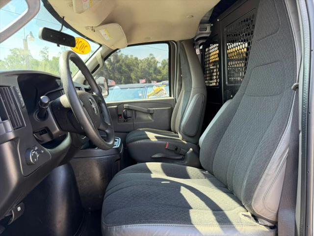 2020 GMC Savana Cargo RWD 2500 Regular Wheelbase Work Van