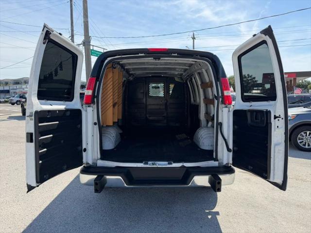 2020 GMC Savana Cargo RWD 2500 Regular Wheelbase Work Van