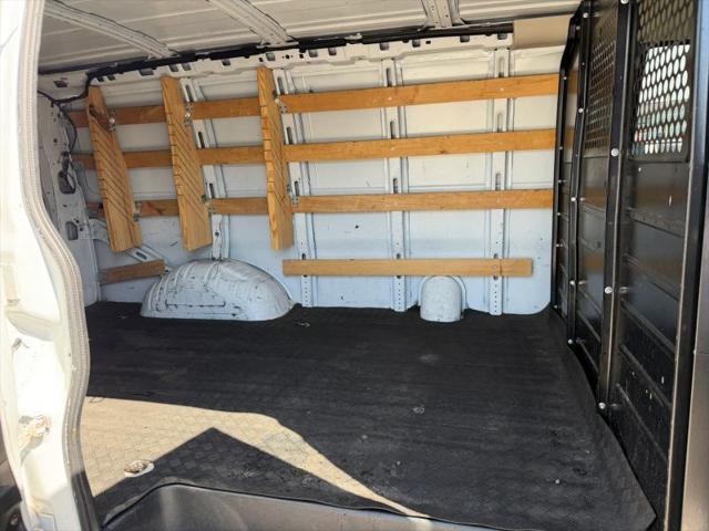 2020 GMC Savana Cargo RWD 2500 Regular Wheelbase Work Van
