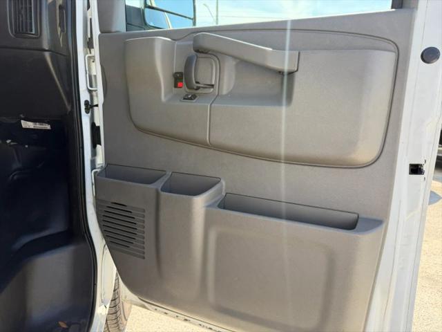 2020 GMC Savana Cargo RWD 2500 Regular Wheelbase Work Van