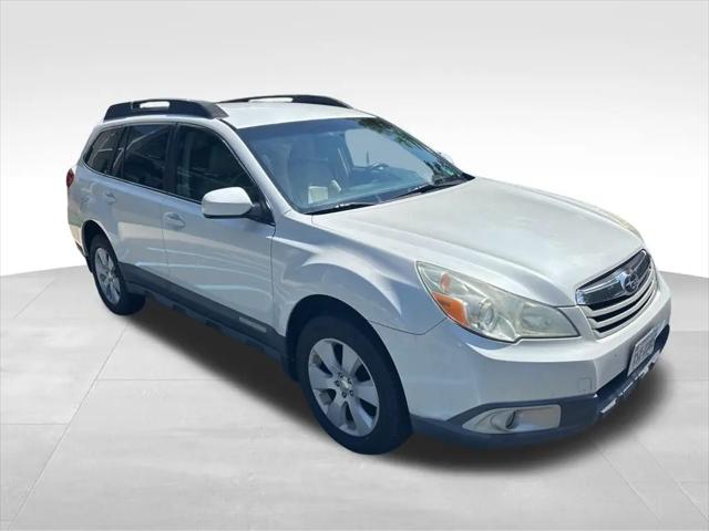 2010 Subaru Outback 2.5i Premium