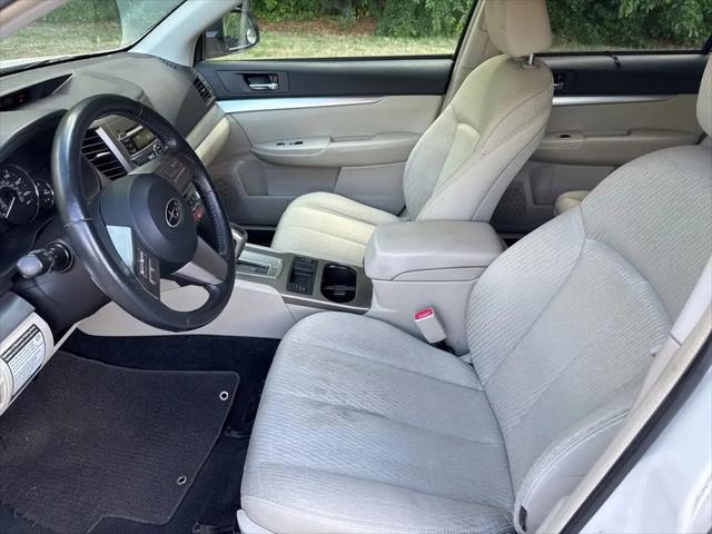 2010 Subaru Outback 2.5i Premium