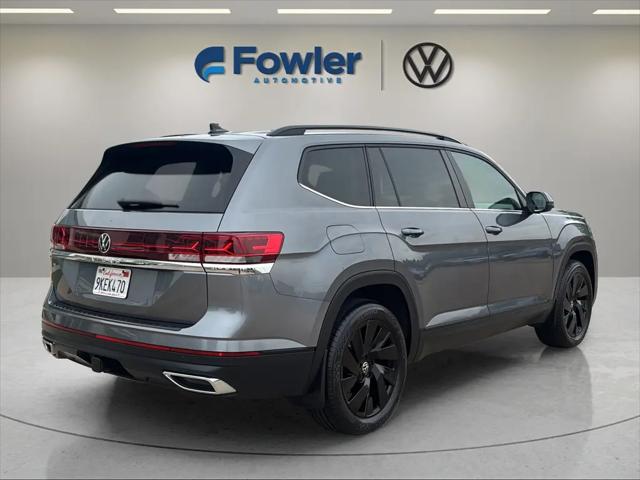 2024 Volkswagen Atlas 2.0T SE w/Technology