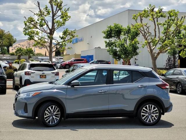 2023 Nissan Kicks SV Xtronic CVT