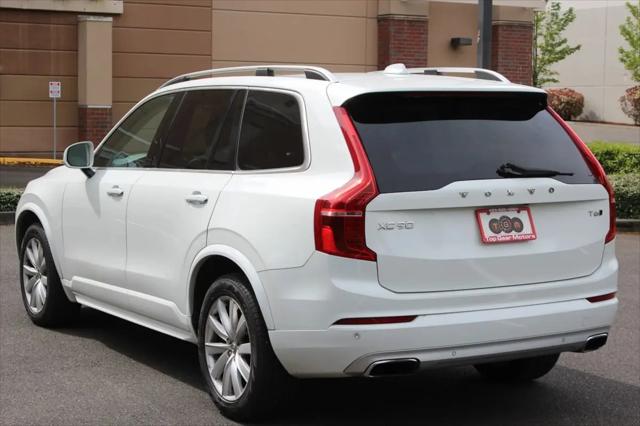 2016 Volvo XC90 T6 Momentum