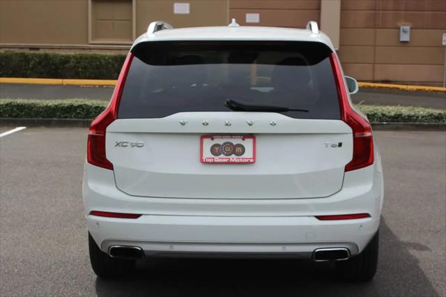 2016 Volvo XC90 T6 Momentum