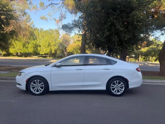 2016 Chrysler 200 Limited