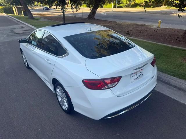 2016 Chrysler 200 Limited