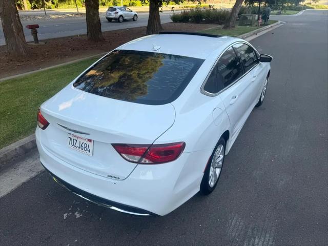 2016 Chrysler 200 Limited
