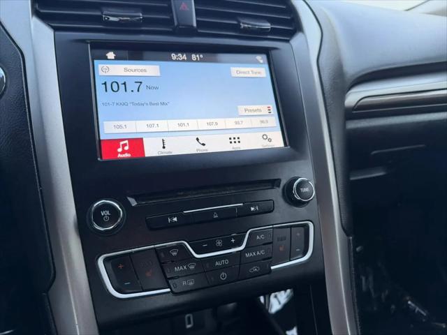 2017 Ford Fusion SE