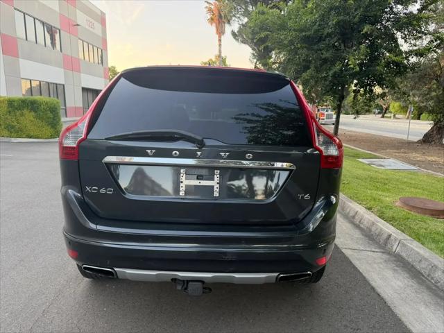 2016 Volvo XC60 T6 Drive-E Platinum
