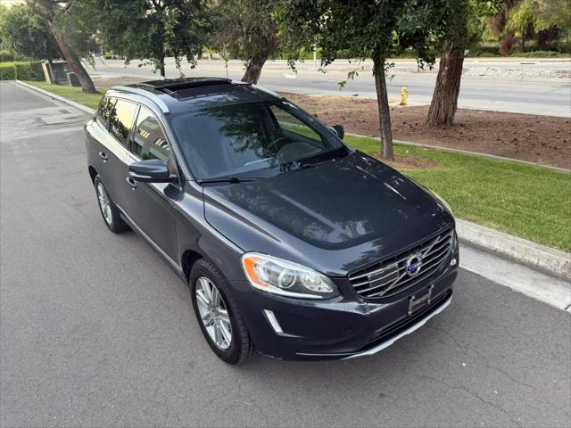 2016 Volvo XC60 T6 Drive-E Platinum