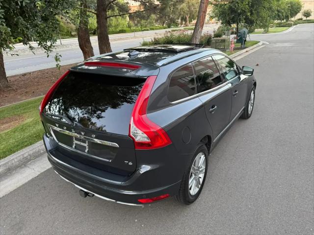 2016 Volvo XC60 T6 Drive-E Platinum