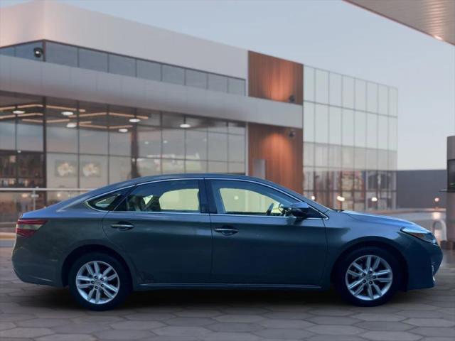 2014 Toyota Avalon XLE
