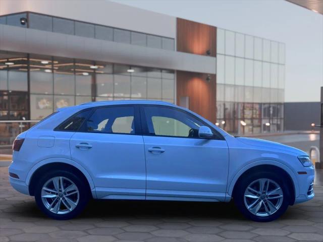 2017 Audi Q3 2.0T Premium