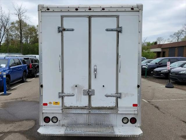 2016 Chevrolet Express Cutaway 3500