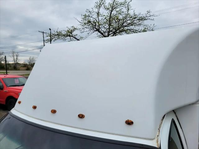 2016 Chevrolet Express Cutaway 3500