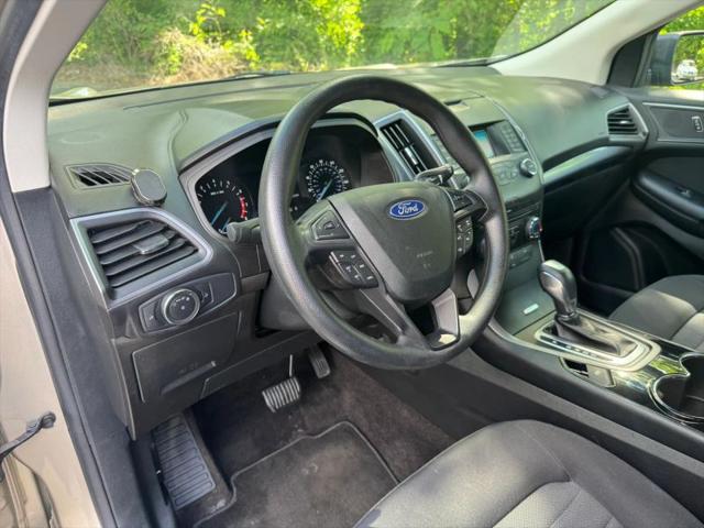 2018 Ford Edge SE