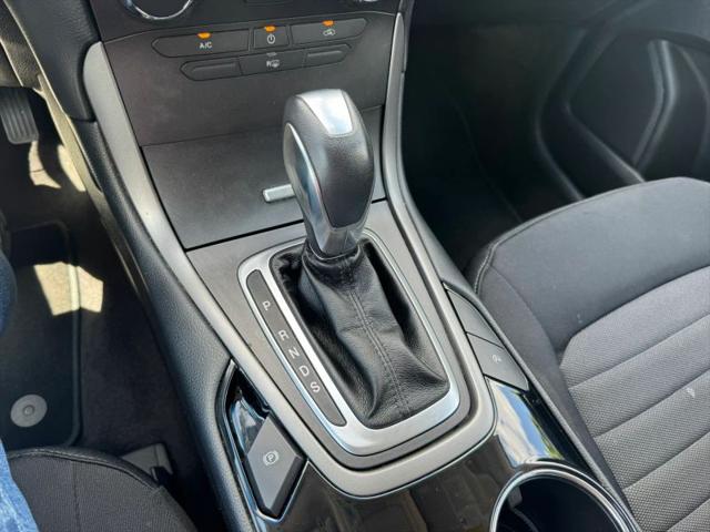 2018 Ford Edge SE