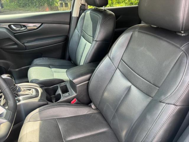 2017 Nissan Rogue SL