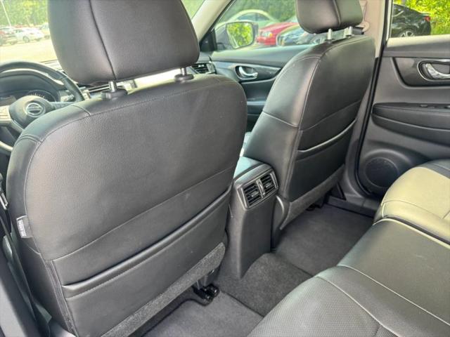2017 Nissan Rogue SL