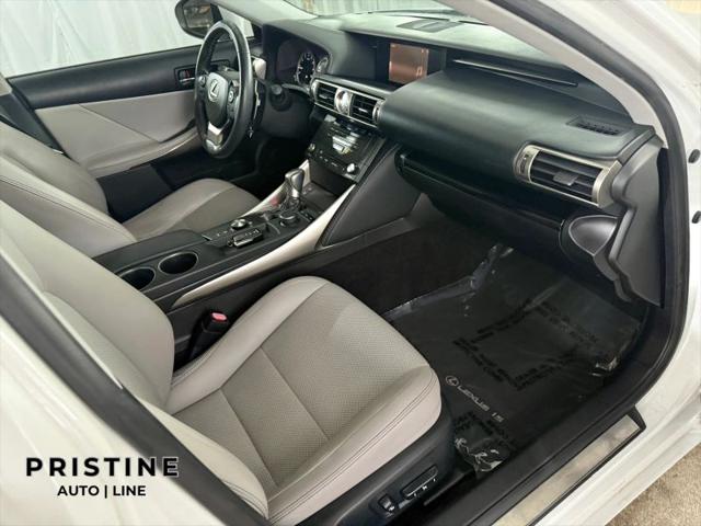 2015 Lexus IS 250 Crafted Line