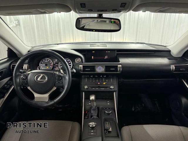2015 Lexus IS 250 Crafted Line