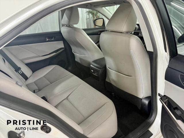 2015 Lexus IS 250 Crafted Line