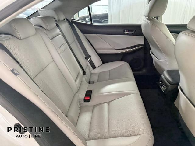 2015 Lexus IS 250 Crafted Line
