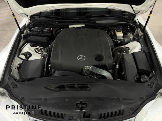 2015 Lexus IS 250 Crafted Line