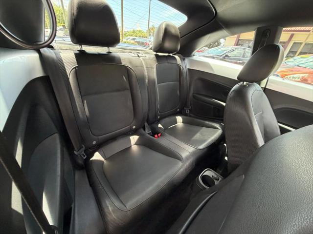 2016 Volkswagen Beetle 1.8T SE