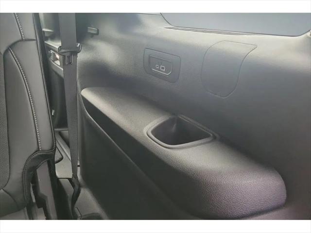 2026 Jeep Grand Cherokee L Altitude 4x2
