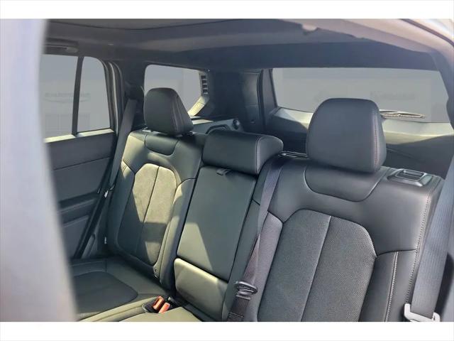 2026 Jeep Cherokee Overland 4x4