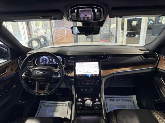 2023 Jeep Grand Cherokee L Summit 4x4