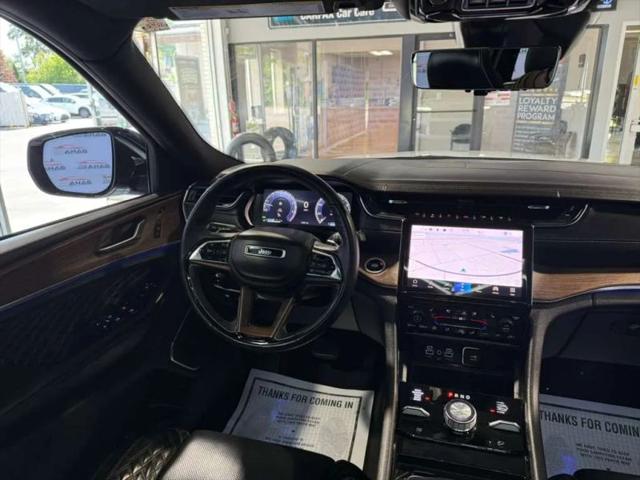 2023 Jeep Grand Cherokee L Summit 4x4