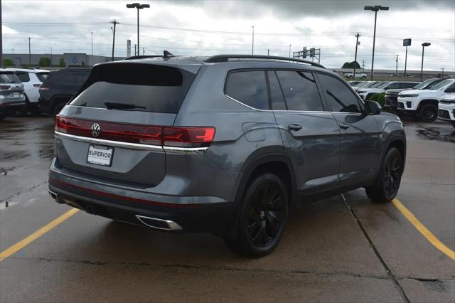 2024 Volkswagen Atlas 2.0T SE w/Technology