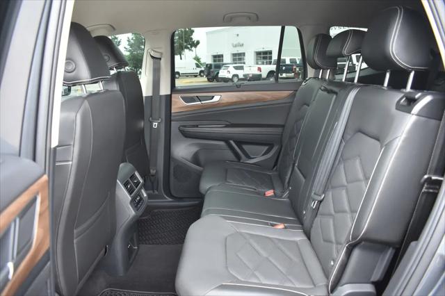 2024 Volkswagen Atlas 2.0T SE w/Technology