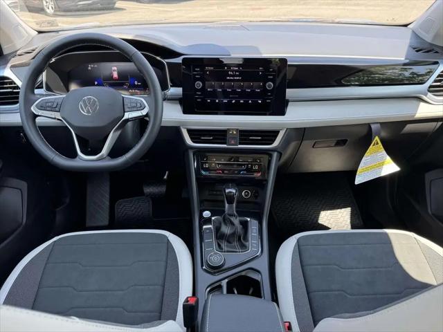 2026 Volkswagen Taos SE