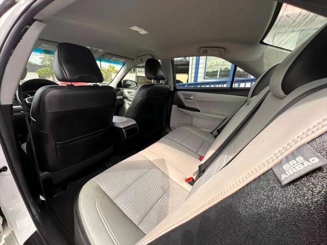 2015 Toyota Camry SE