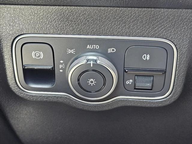 2023 Mercedes-Benz GLB GLB 250
