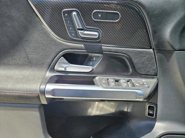 2023 Mercedes-Benz GLB GLB 250